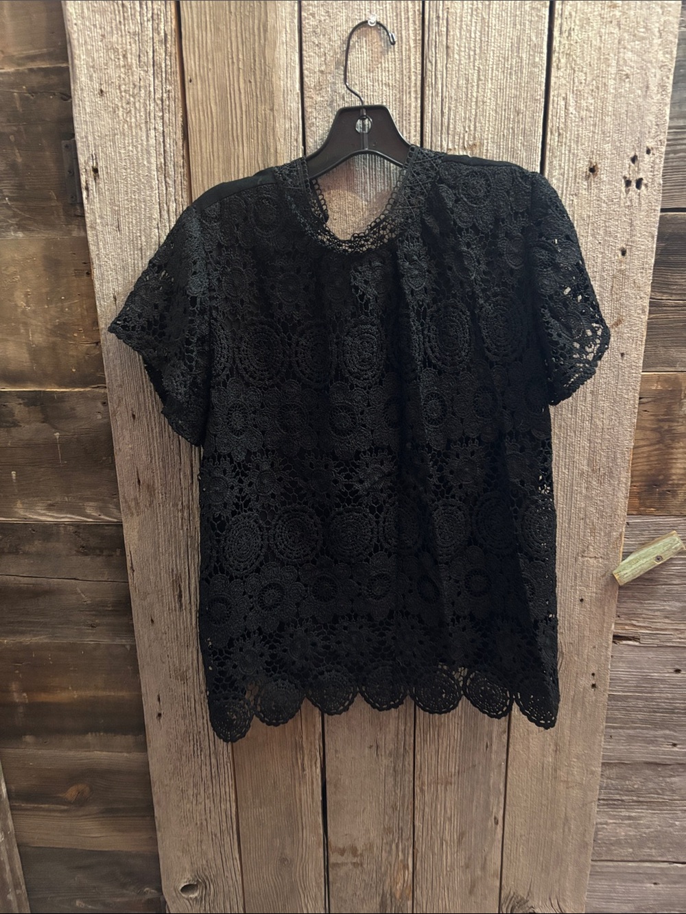 Belldini Black Crochet Lace Short Sleeve Blouse